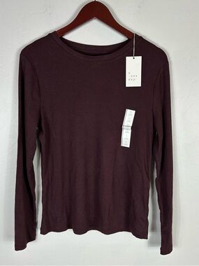 A New Day Crewneck Long-Sleeve Tee L